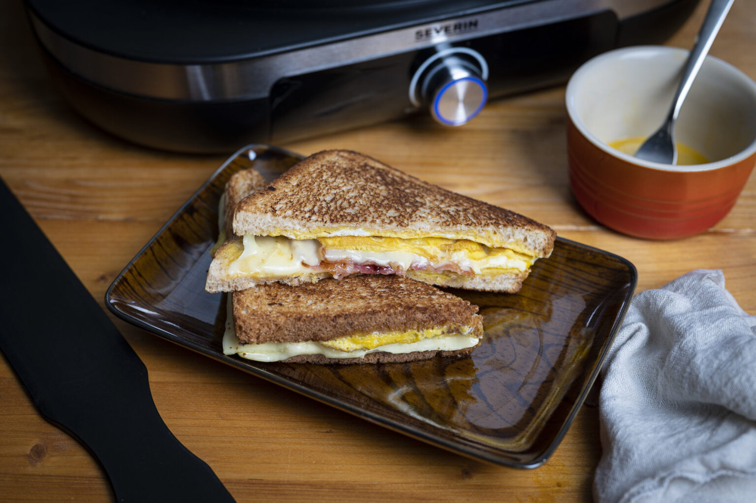 grilled-cheese-scaled